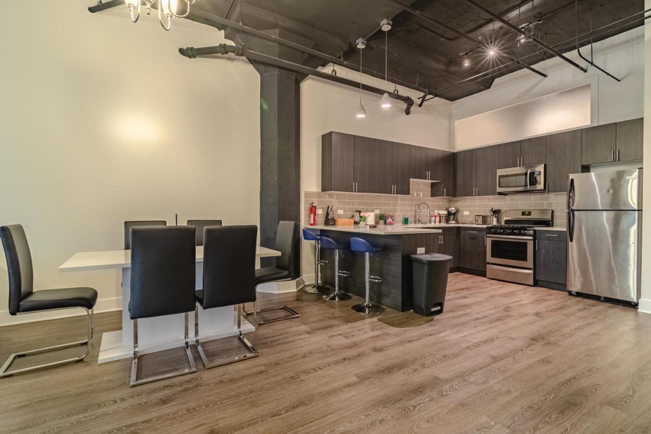 Ideal 3Br Business Or Leisure Rental In Chicago Fully Stocked Kitchen & Fast Internet With Optional Parking Near Soldier Field, Grant Park & Mccormick Place ชิคาโก ภายนอก รูปภาพ