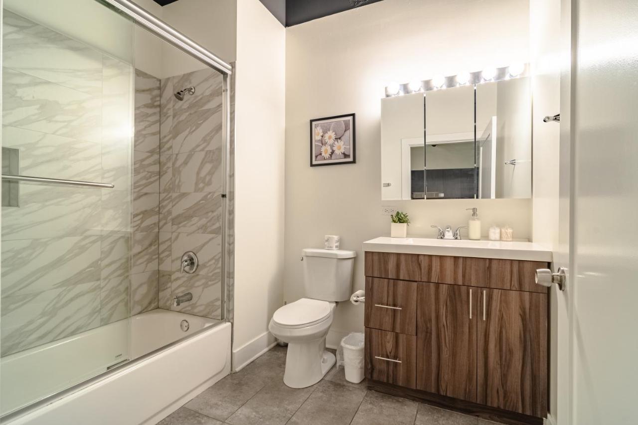 Ideal 3Br Business Or Leisure Rental In Chicago Fully Stocked Kitchen & Fast Internet With Optional Parking Near Soldier Field, Grant Park & Mccormick Place ชิคาโก ภายนอก รูปภาพ