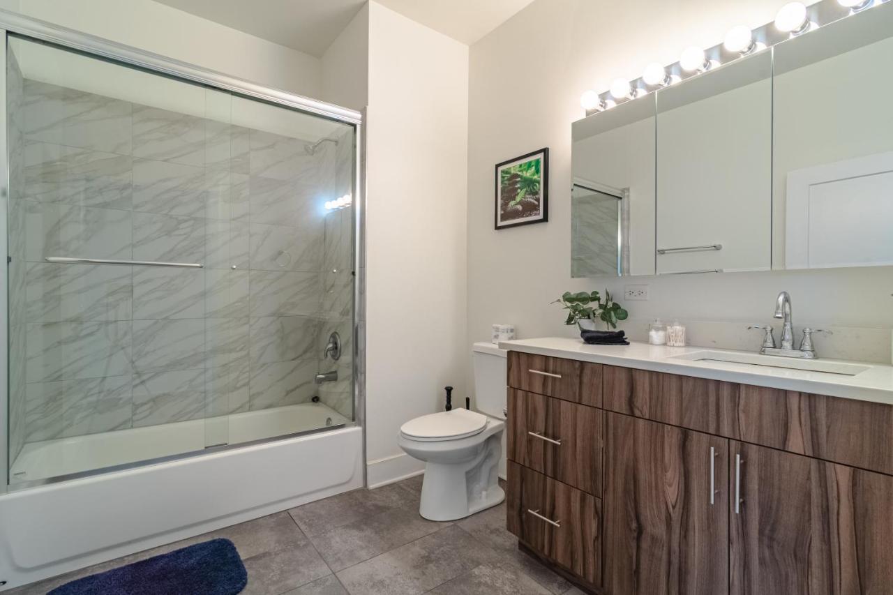 Ideal 3Br Business Or Leisure Rental In Chicago Fully Stocked Kitchen & Fast Internet With Optional Parking Near Soldier Field, Grant Park & Mccormick Place ชิคาโก ภายนอก รูปภาพ